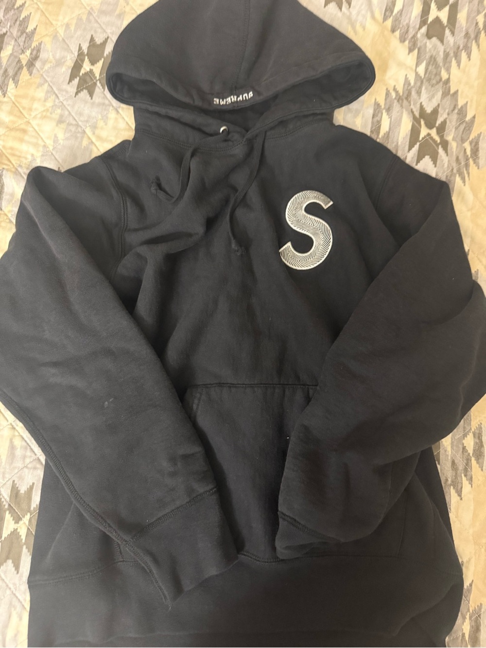 Supreme hoodie